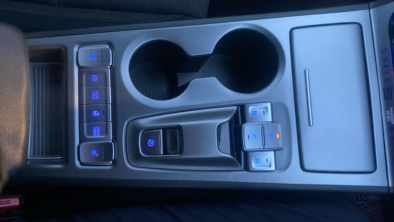 Hyundai KONA 100kW Premium 39kWh 5dr Auto Electric Hatchback